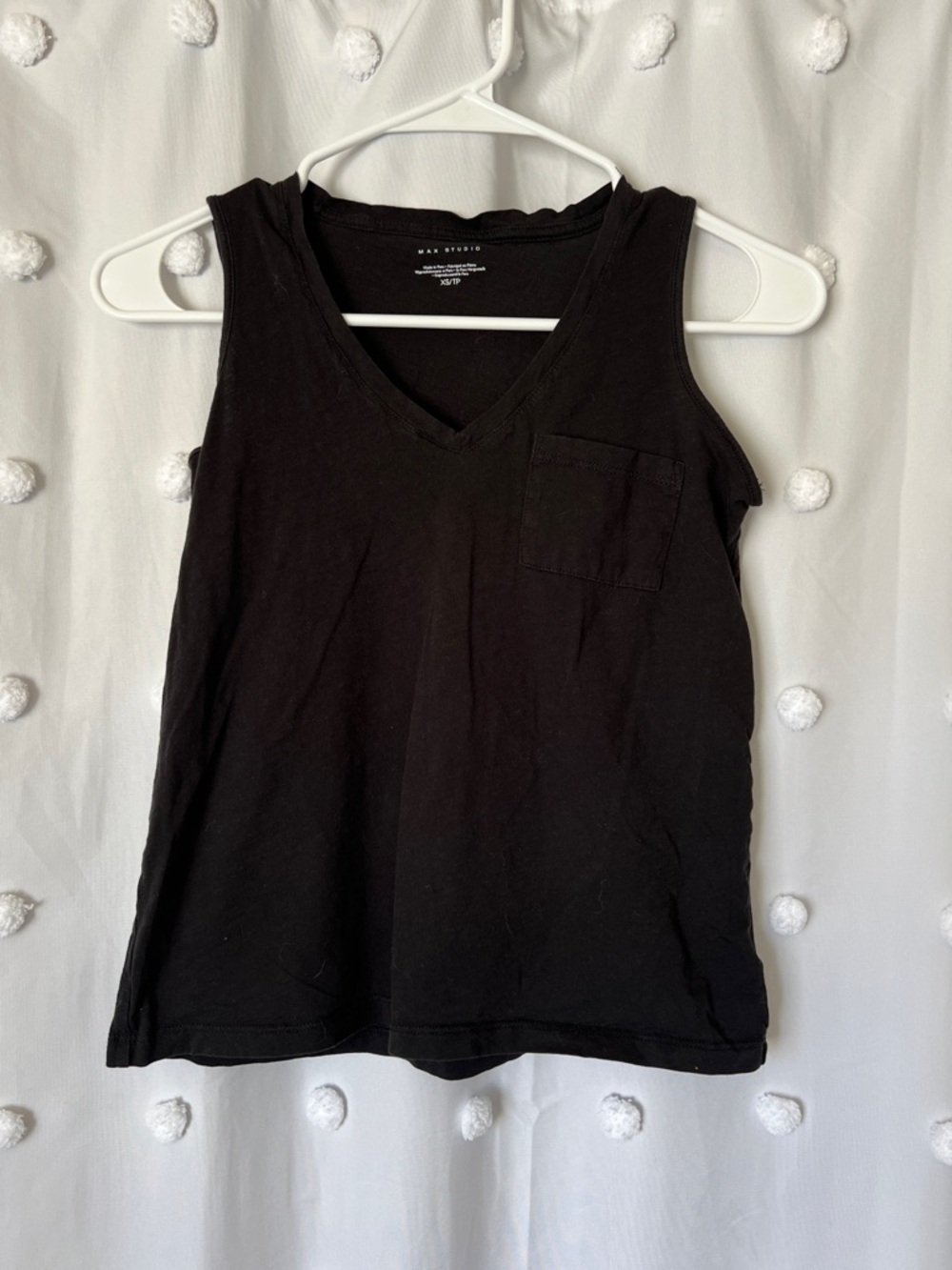 Max Studio Black V‑Neck Pocket Tank